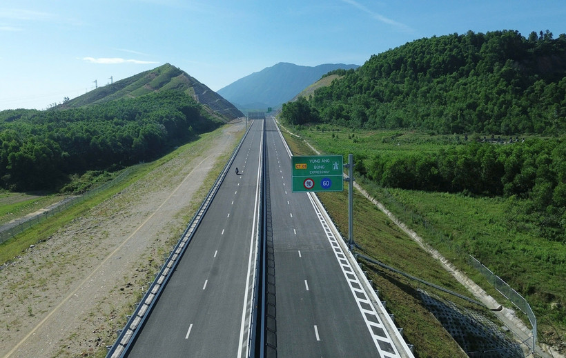 Vietnam plans to build nearly 9,000 km of expressways by 2050