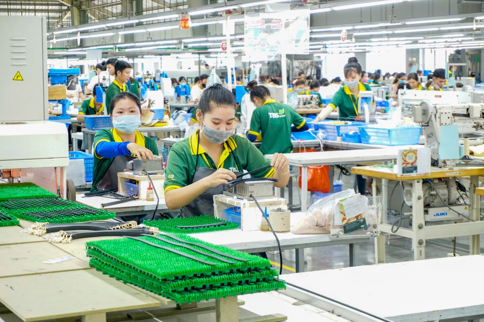 Logistics cost surge prompts firms to adjust production