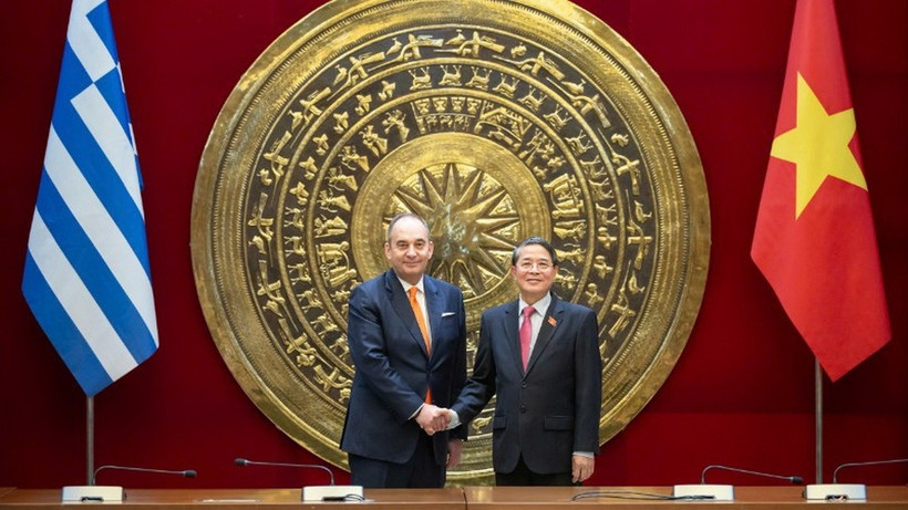 Vietnam, Greece push closer parliamentary, trade ties