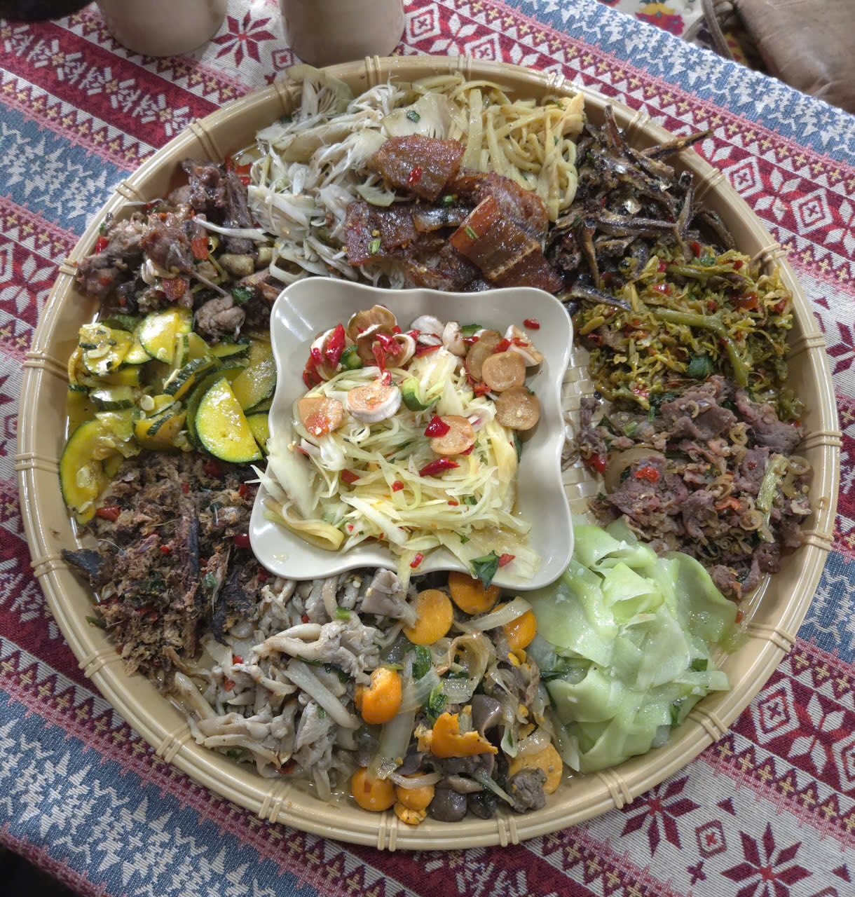 Savoring Ede cuisine in Ako Dhong Village