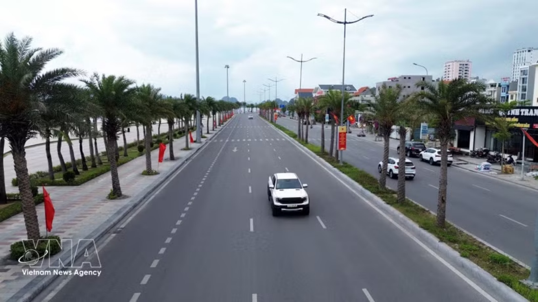 Politburo backs plan to convert Quang Ninh into centrally-run city