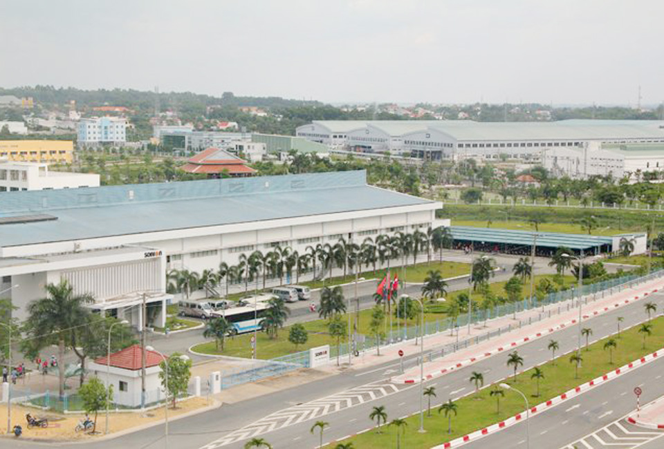 HCMC seeks investment models for strategic technology center