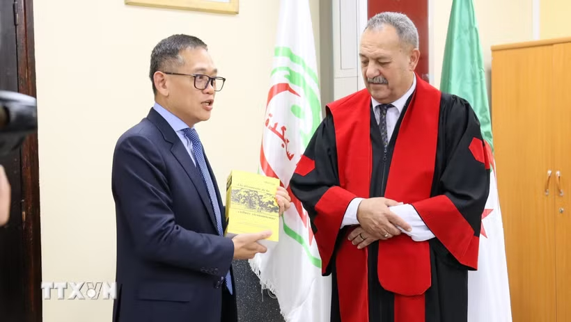 Vietnam, Algeria eye stronger trade in farm produce