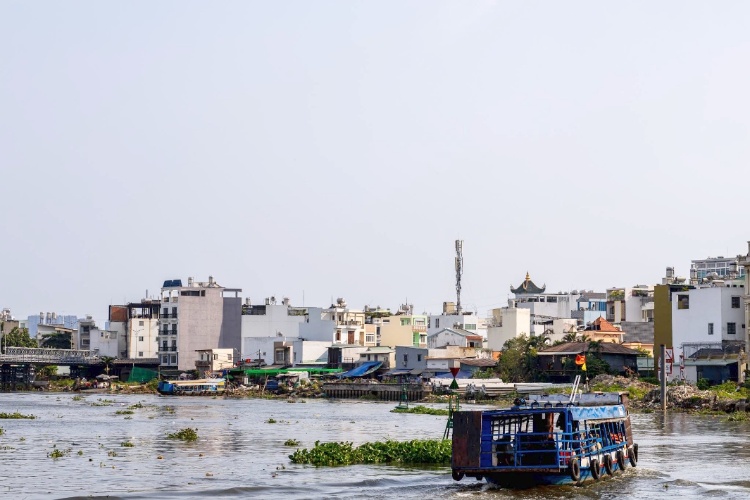 HCMC earmarks VND141 billion for river, canal boundary marker project