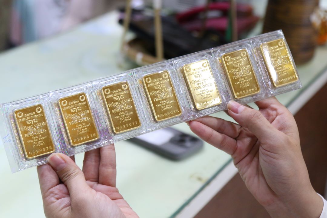 Domestic gold prices rebound
