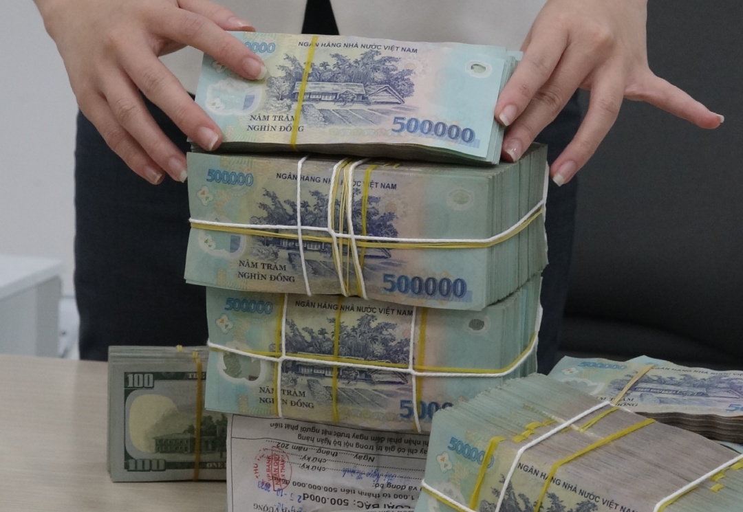 Central bank proposes easing lending cap