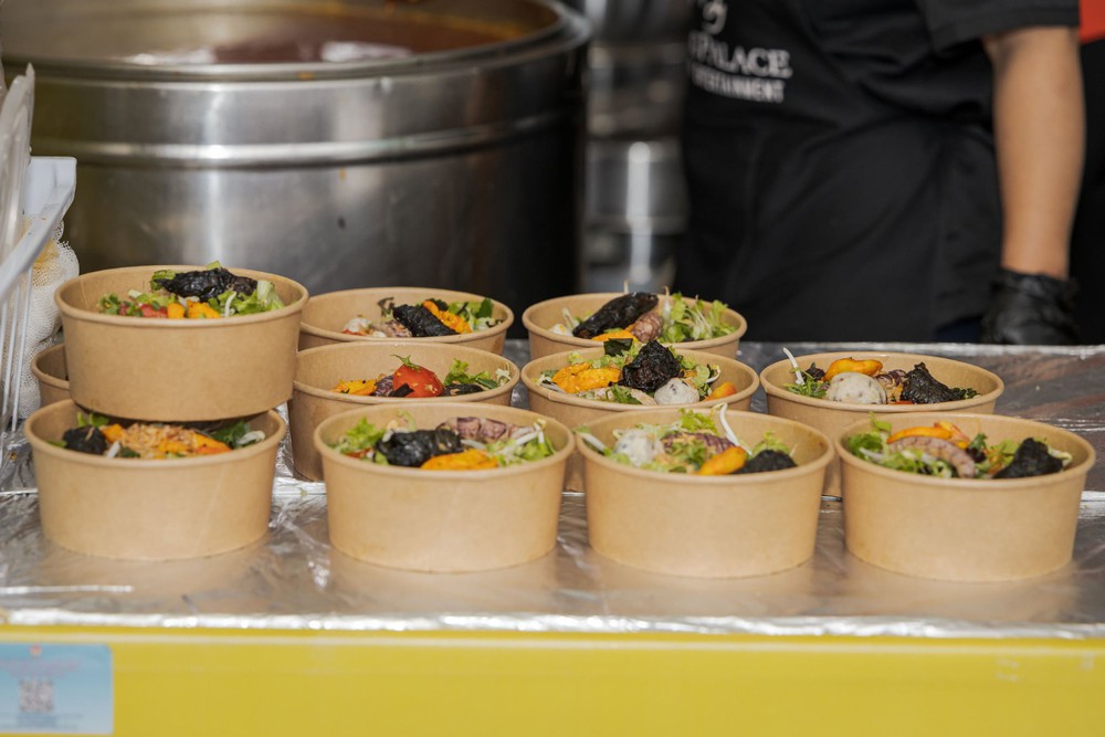 Hanoi’s Autumn Fair 2025 offers flavorful culinary tour across Vietnam- Ảnh 7. Hanoi’s Autumn Fair 2025 offers flavorful culinary tour across Vietnam- Ảnh 7.