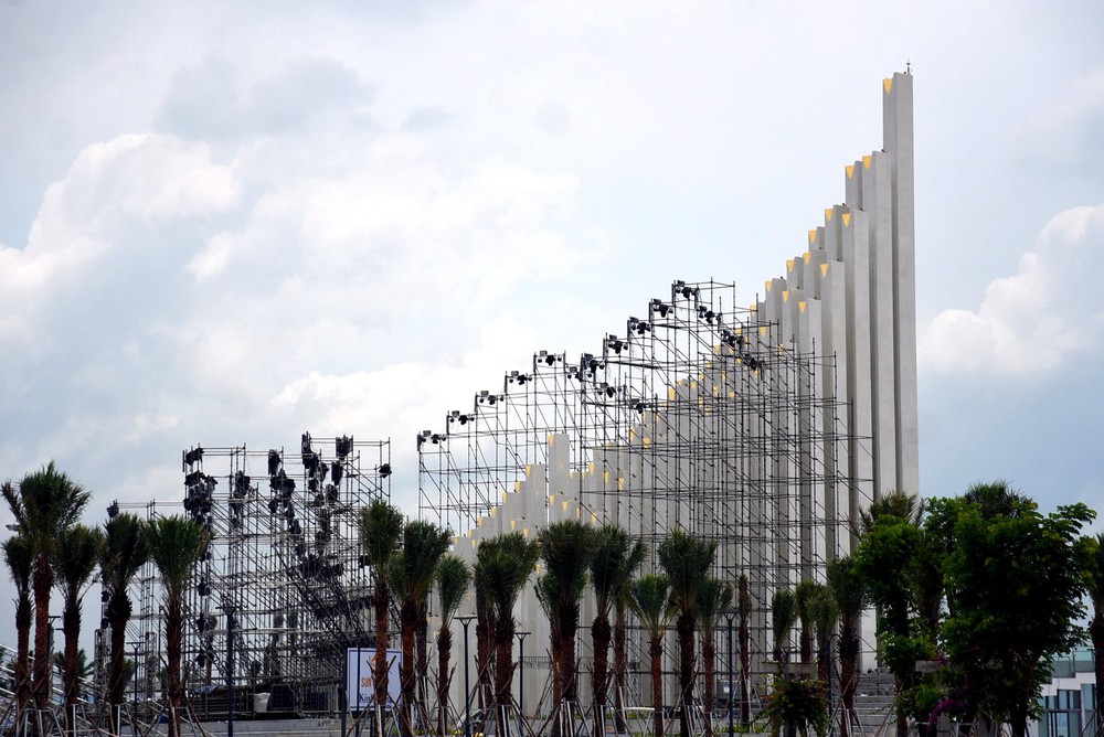 Ho Chi Minh City inaugurates new beach square in Vung Tau Ward on National Day - Ảnh 7.