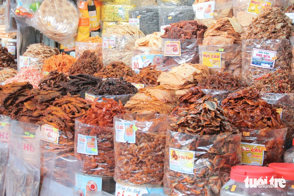 Con Market a culinary gem in the heart of Da Nang City - Ảnh 13.