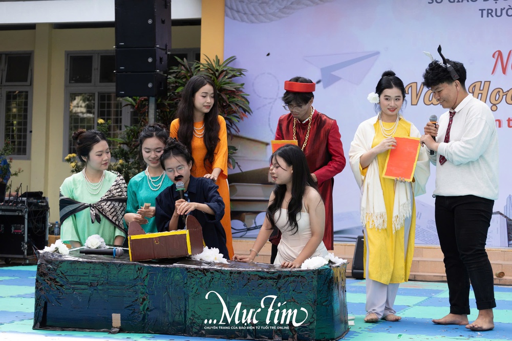 Khi học trò đưa văn học ‘bước’ ra khỏi trang sách - Ảnh 23.