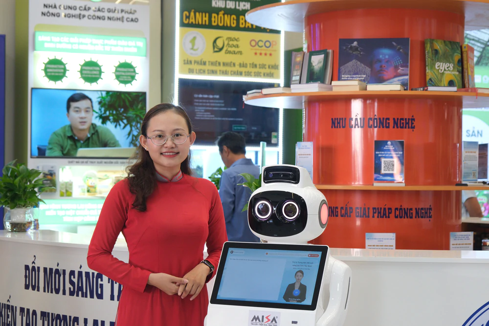 Tây Ninh hình thành 3 chương đột phá và những thành tựu đầu tiên sau một năm từ Đại hội lần thứ I - Ảnh 5.