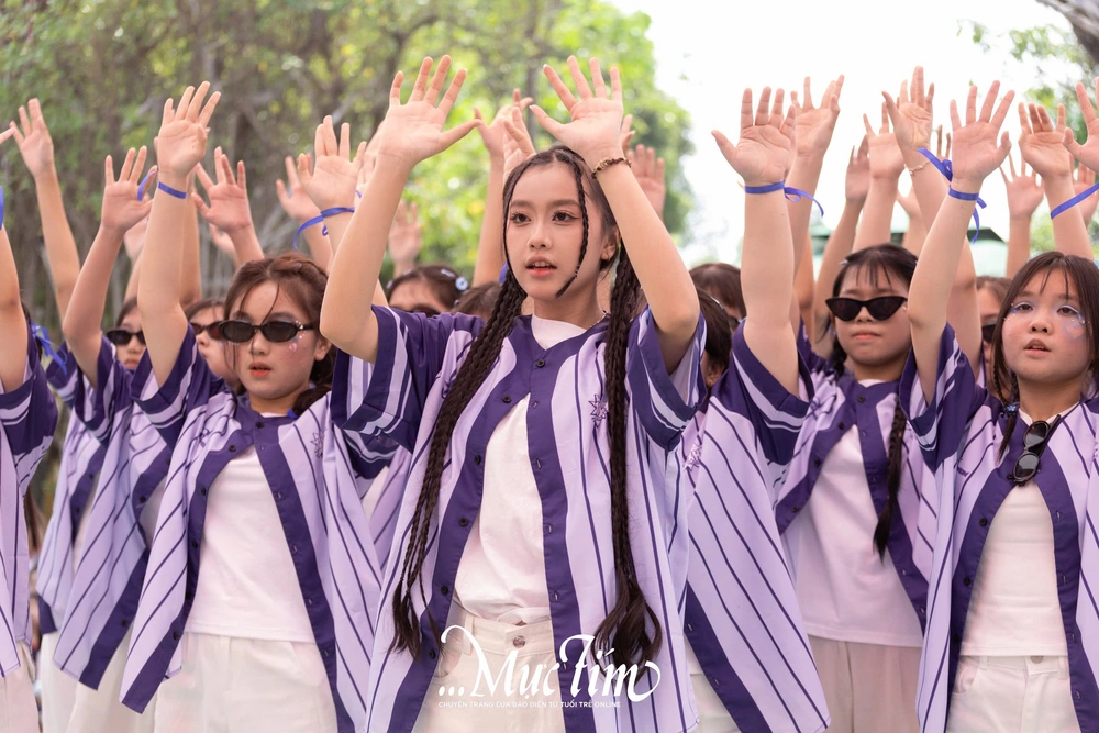 Thầy trò Trường THPT Trung Phú ‘mở tiệc’ kỷ niệm ngày đặc biệt của tháng thanh niên- Ảnh 12.