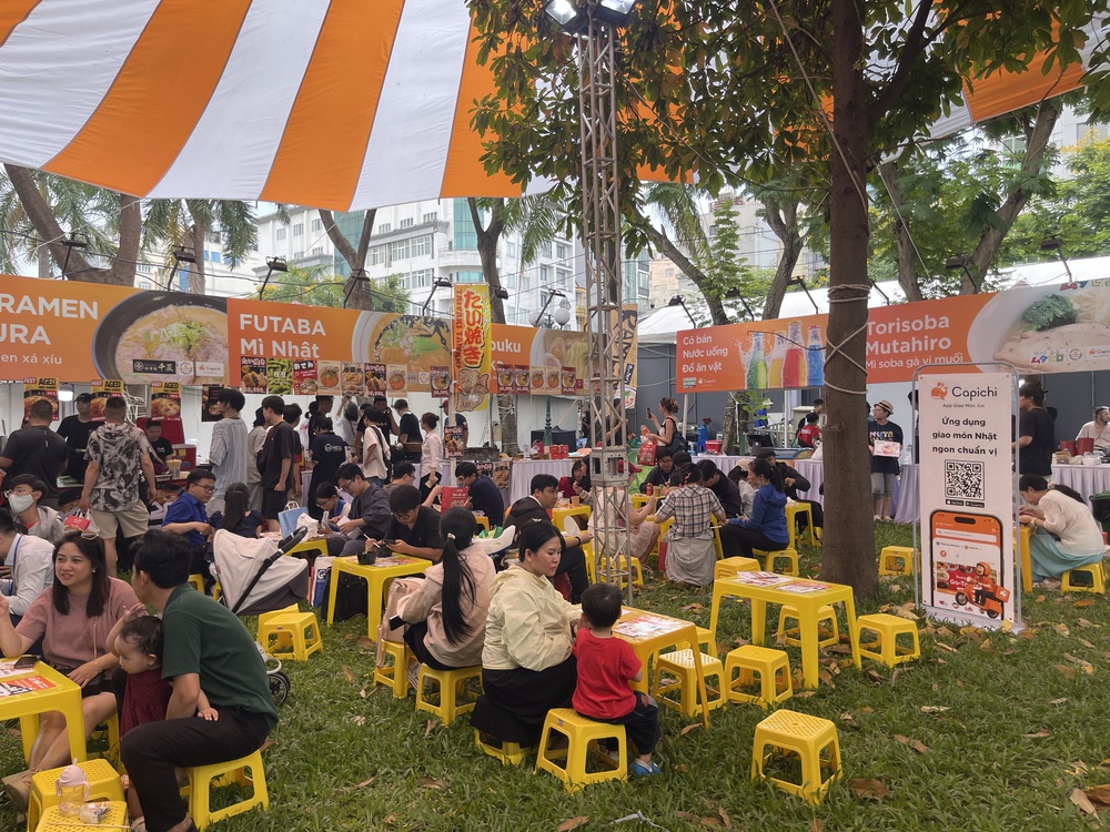 11th Japan Vietnam Festival brings vibrant atmosphere to Ho Chi Minh City- Ảnh 7.
