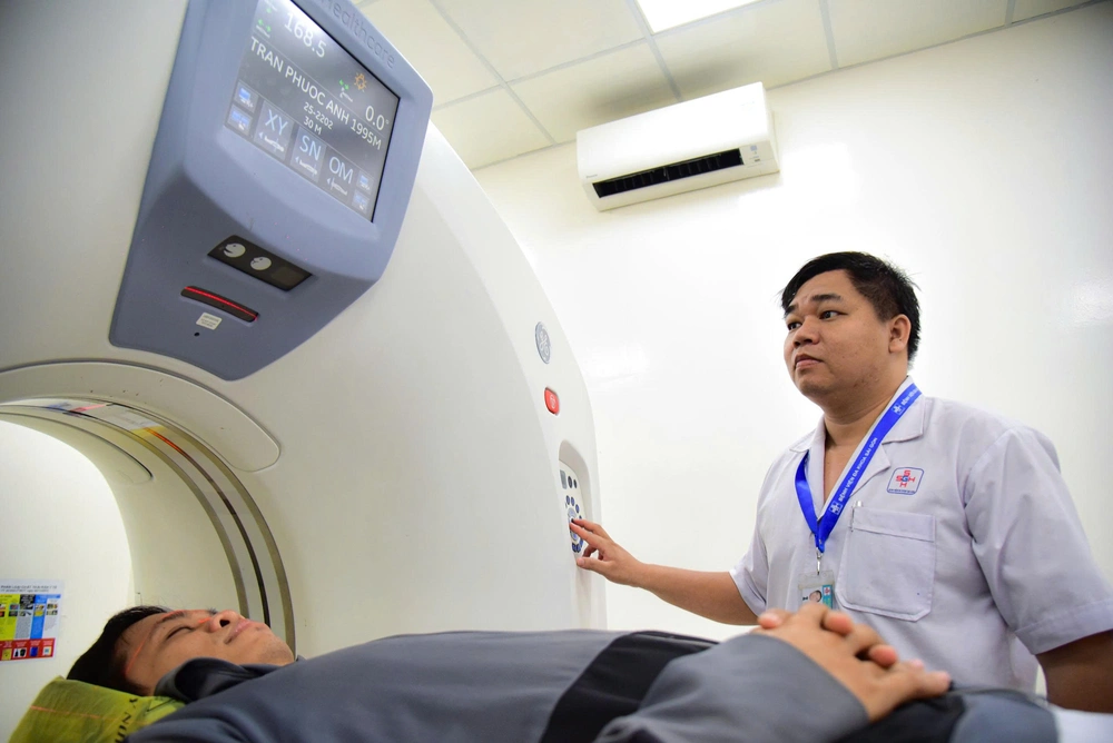 Y tế TP.HCM đổi mới cấu trúc hệ thống y tế hướng tới người dân năm 2026 - Ảnh 17.