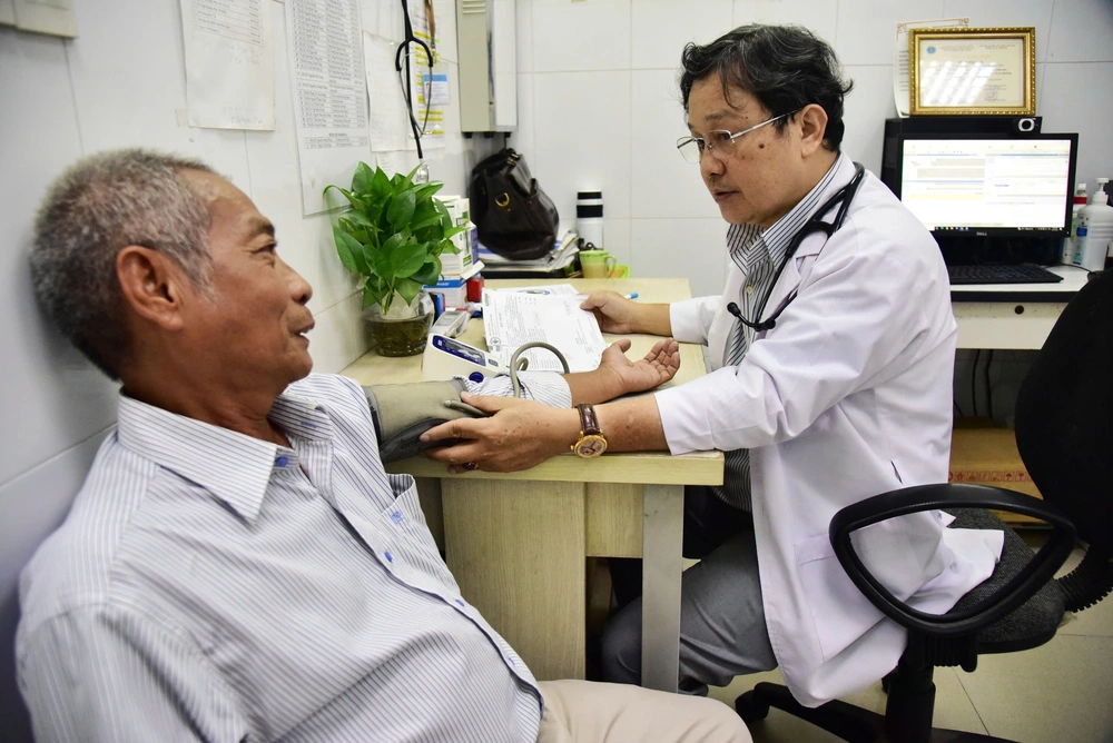 Y tế TP.HCM đổi mới cấu trúc hệ thống y tế hướng tới người dân năm 2026 - Ảnh 11.