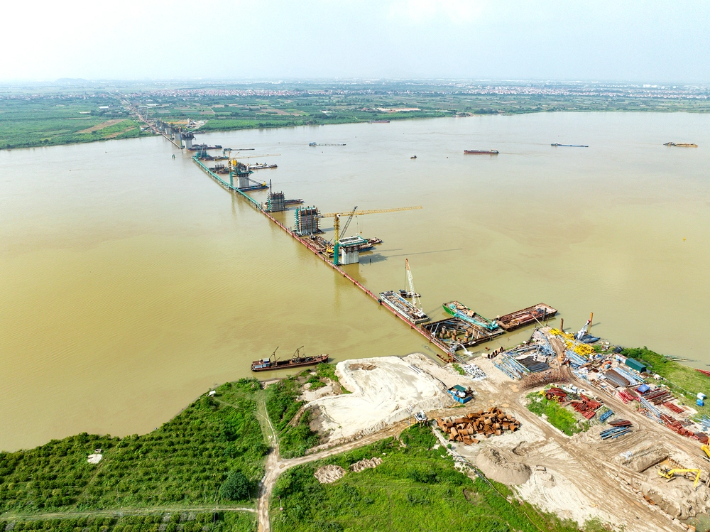 7 Cây cầu qua sông Hồng biến đổi không gian đô thị Hà Nội năm 2026 - Ảnh 5.