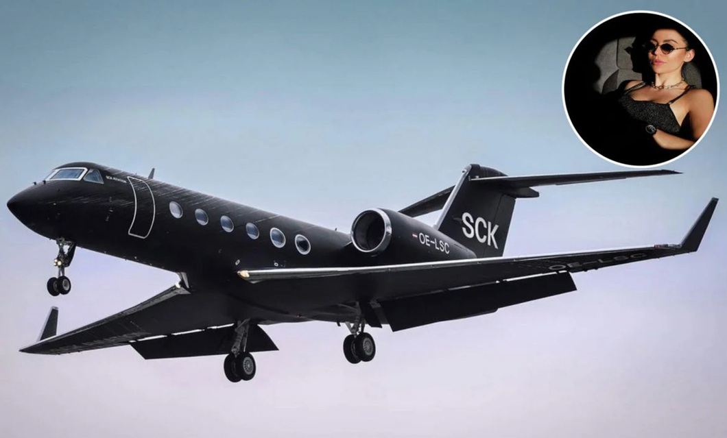 Chiếc G450 Gulfstream hoàn toàn màu đen của cô khác biệt so với phần còn lại của thế giới, có giá trị ước tính 21 triệu USD