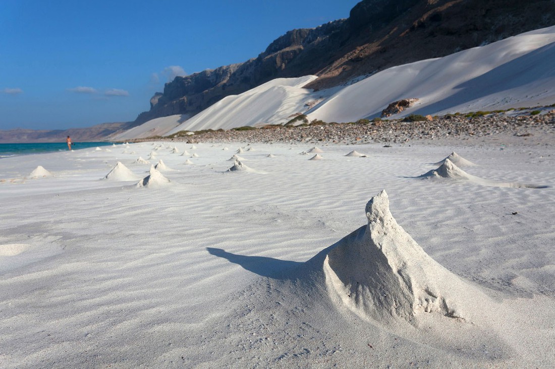 Đến Yemen khám phá vùng đất cây máu rồng Socotra - Ảnh 6.