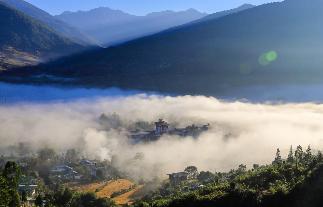 Có phải ai cũng tìm thấy hạnh phúc ở Bhutan? - Ảnh 2.