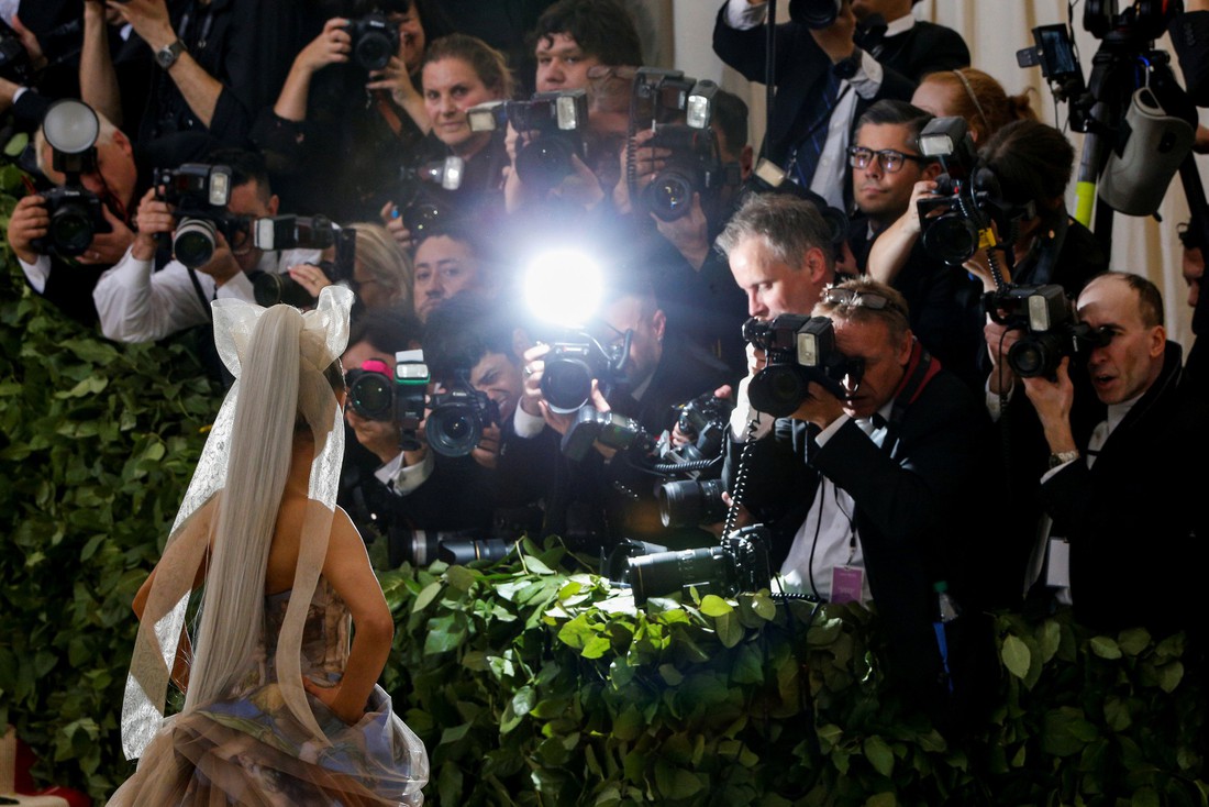 Tay chơi Rihanna, Madonna, Katy Perry... ở Met Gala 2018 - Ảnh 15.