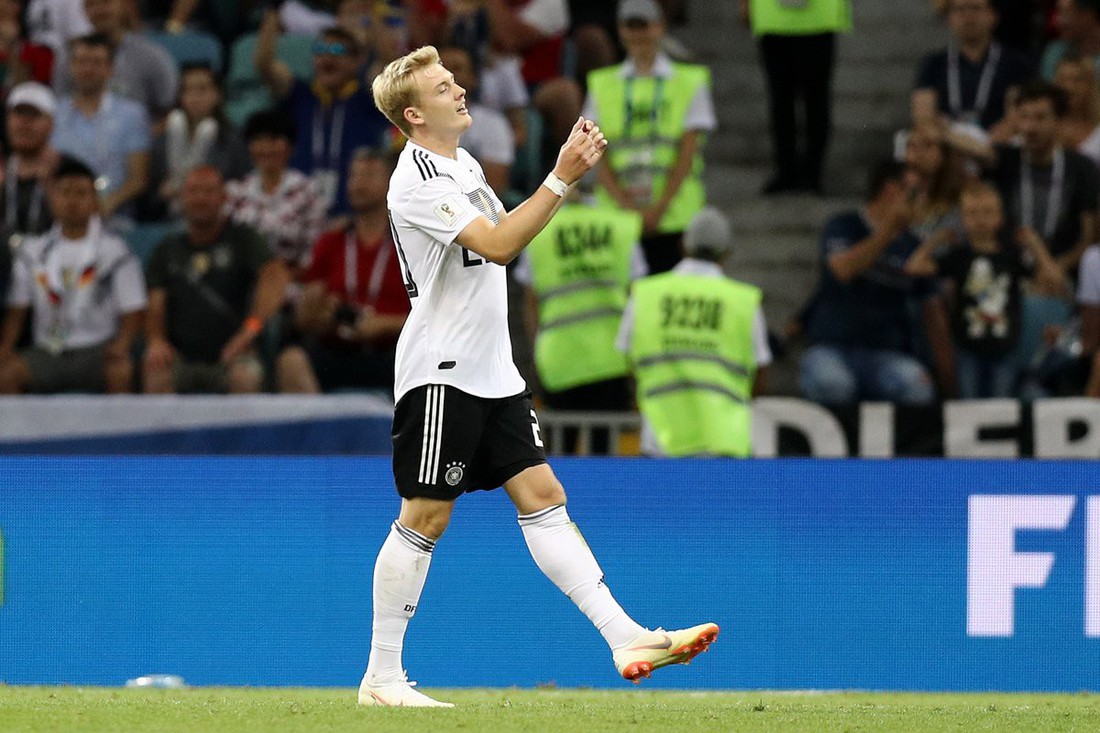 Hoàng tử tóc vàng Julian Brandt trong dàn nam thần Đức - Ảnh 10.