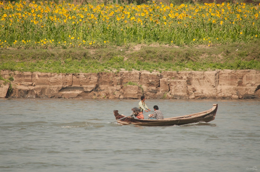 Đi Mandalay ngắm hoàng hôn ở cầu U Bein - Ảnh 2.