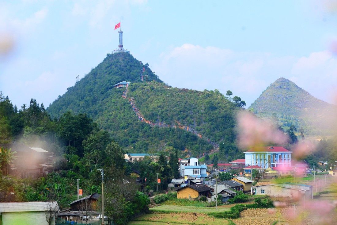 Khu du lịch ở Lũng Cú: Bộ Văn hóa không khuyến khích làm du lịch tâm linh - Ảnh 5.