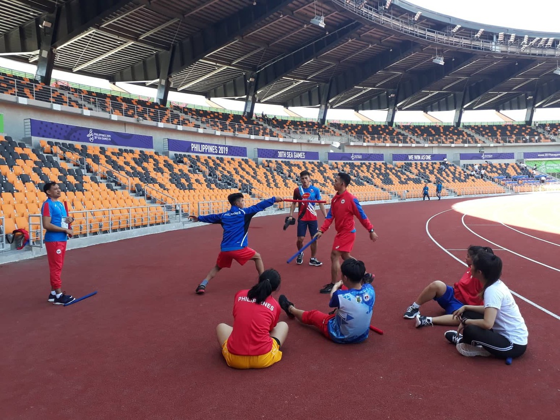 Sân thi đấu điền kinh đẹp long lanh sẵn sàng cho SEA Games 30 - Ảnh 5.