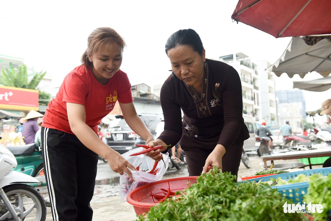 Một trong 5 Người nấu phở ngon 2019 là cô gái mới 26 tuổi - Ảnh 3.