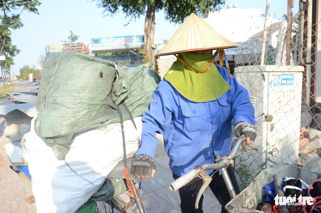 Phơi mình mưu sinh dưới nắng lửa - Ảnh 3.