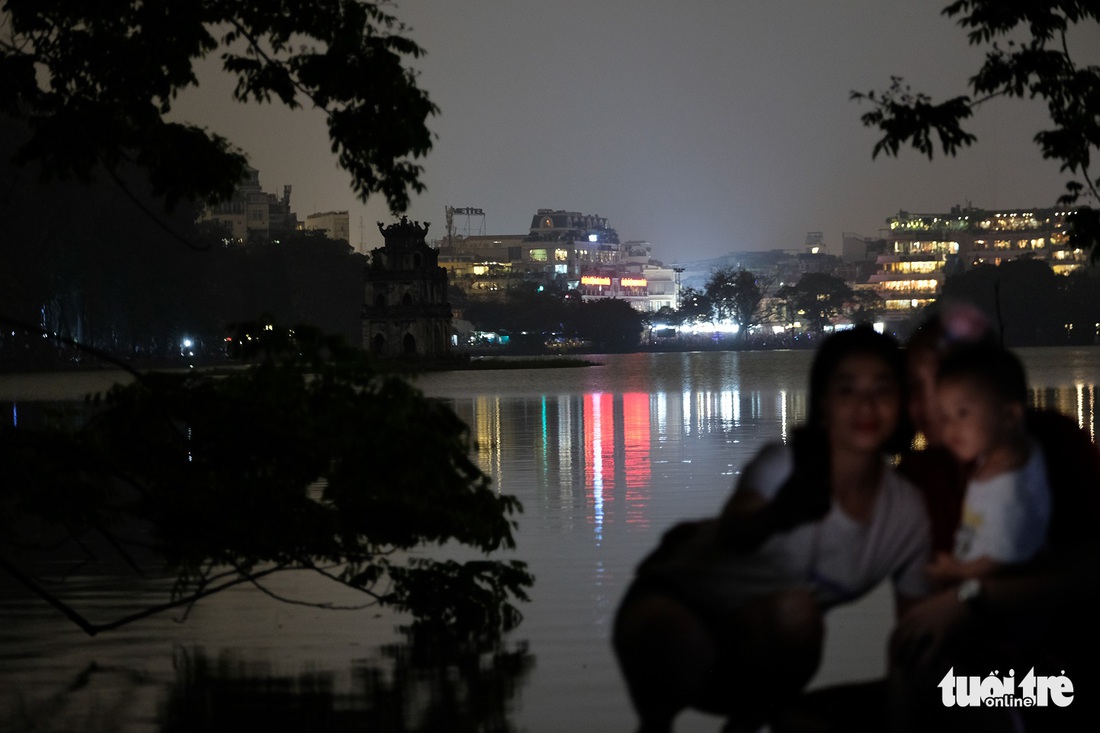 Phó chủ tịch nước Đặng Thị Ngọc Thịnh kêu gọi toàn dân tiết kiệm năng lượng - Ảnh 9.