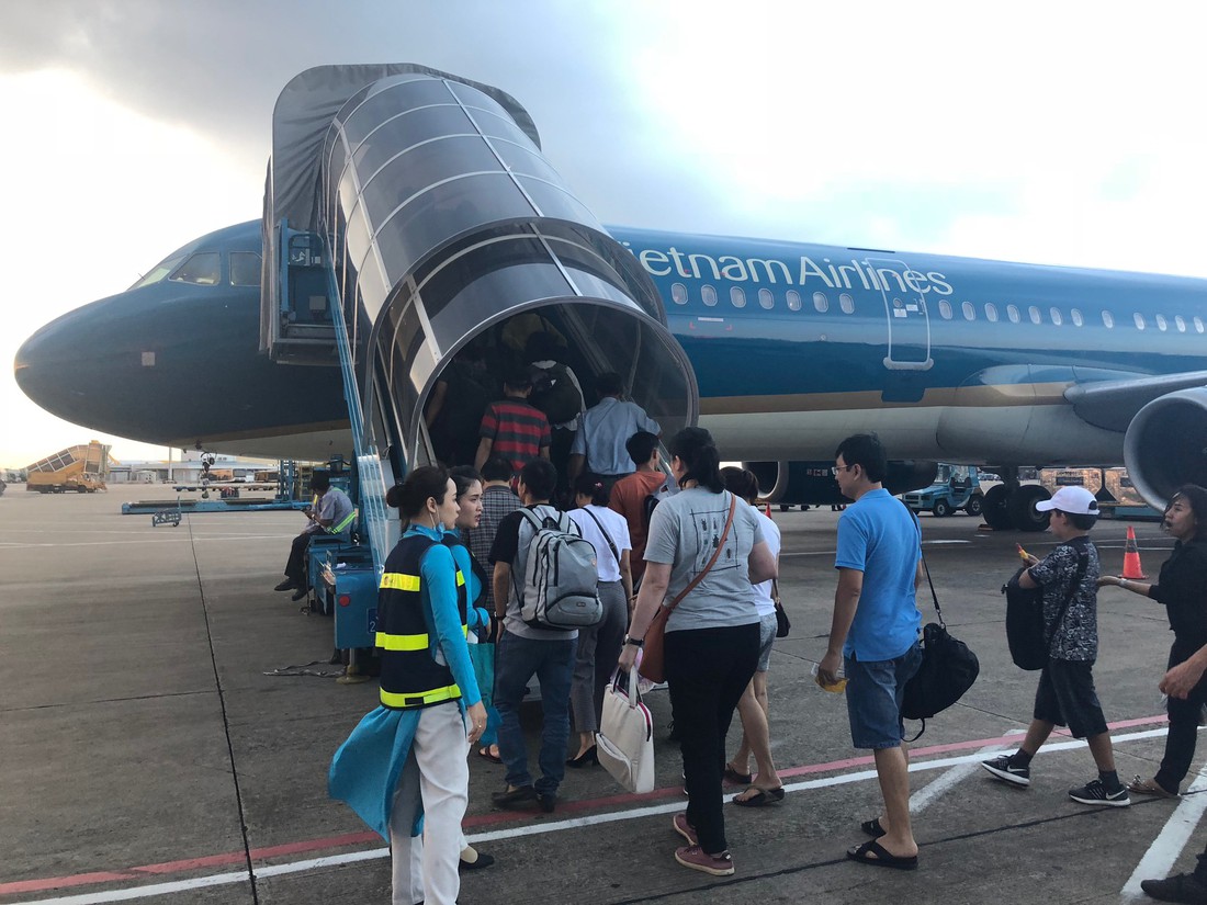 Vietnam Airlines nói gì về chuyến bay suýt hạ cánh không có bánh sau ở Úc? - Ảnh 1.