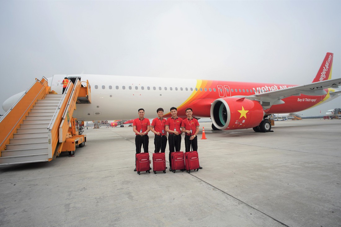 Vietjet nhận máy bay A321neo ACF 240 ghế đầu tiên trên thế giới - Ảnh 6.