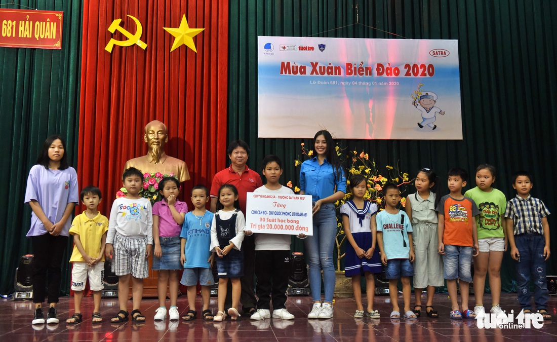 Mùa xuân biển đảo lần 9: Bên vịnh Phan Thiết, bâng khuâng nhớ Trường Sa - Ảnh 17.