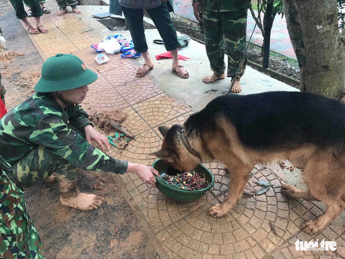 Trực tiếp từ hiện trường tìm kiếm 22 chiến sĩ: Đã tìm thấy tất cả thi thể - Ảnh 6.