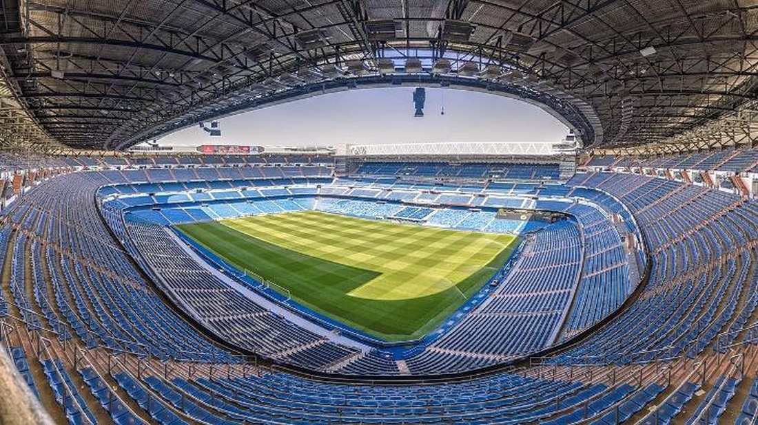 Bernabeu cùng nhiều sân bóng nổi tiếng biến thành ‘pháo đài’ chống COVID-19 - Ảnh 2.