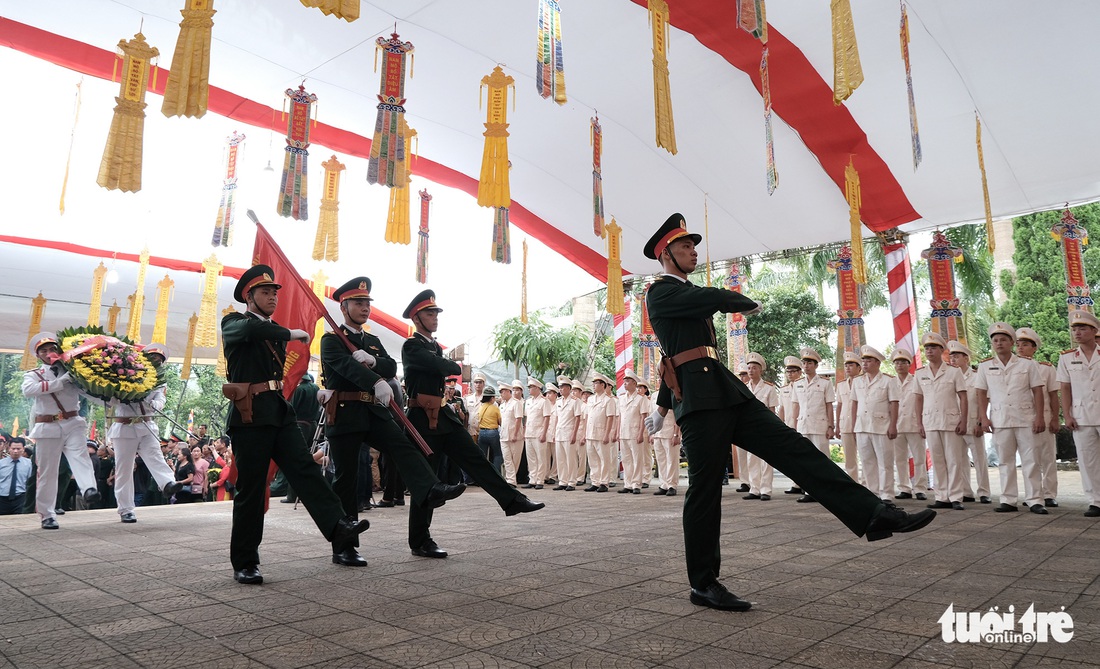 Đưa liệt sĩ từ núi đá, hang sâu về an nghỉ tại nghĩa trang Vị Xuyên - Ảnh 5.