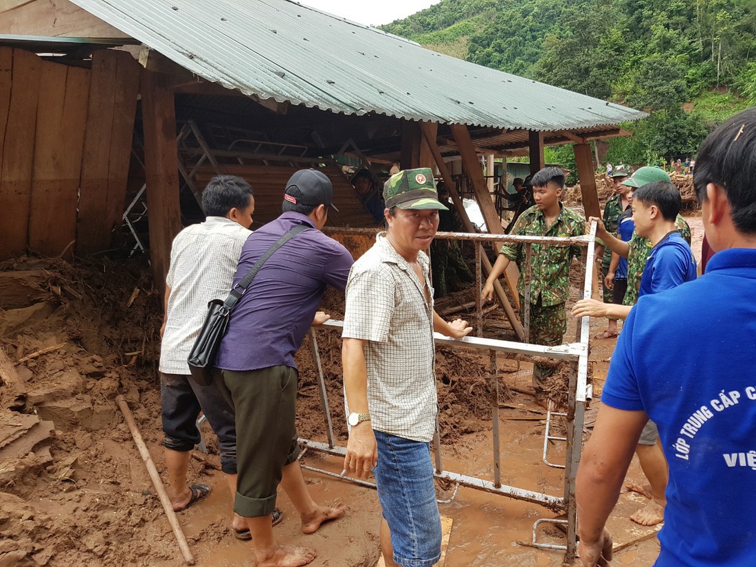 Lũ ống ập về, Trường tiểu học Nậm Nhừ tan hoang trước năm học mới - Ảnh 7.