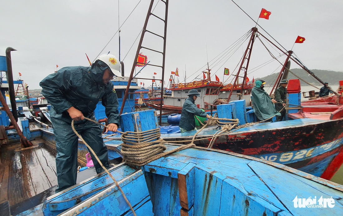 Nghệ An, Thanh Hóa sẵn sàng ứng phó với bão số 2 - Ảnh 9.