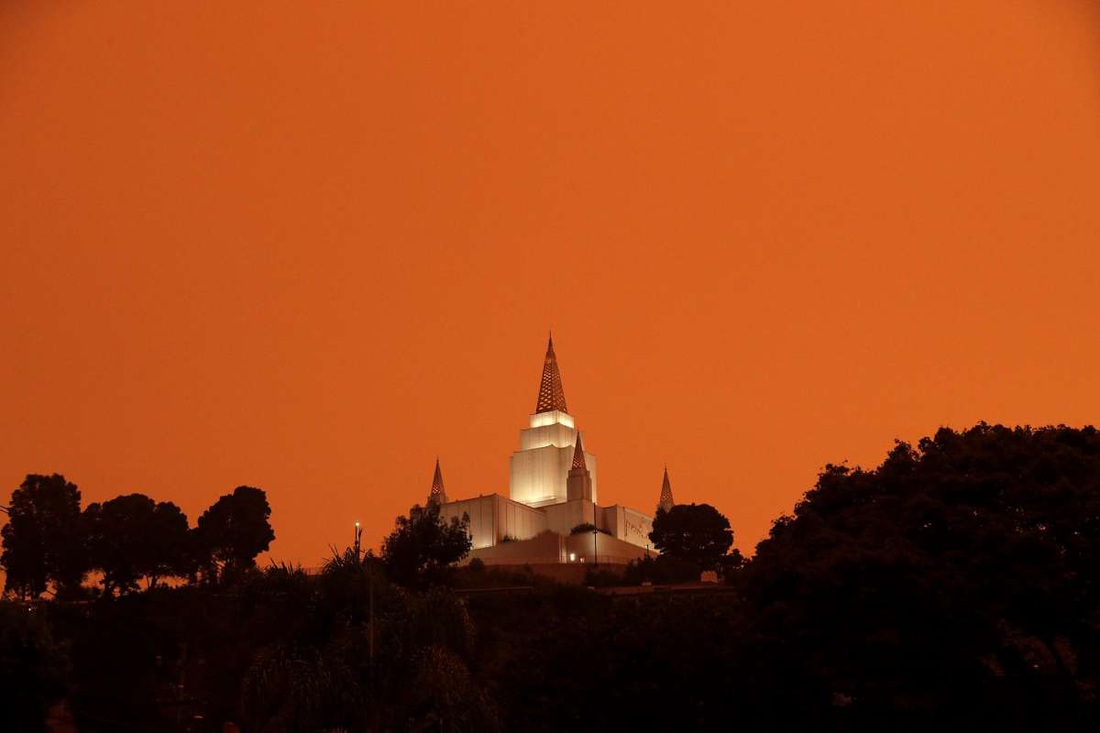 Bầu trời vùng Bay Area, California rực màu cam lửa - Ảnh 5.