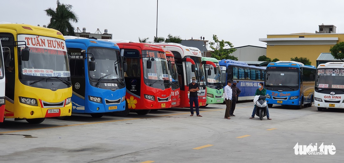 Người từ Hà Nội đã tiêm mũi 1, xét nghiệm âm tính tới Hải Phòng vẫn phải quay đầu - Ảnh 3.