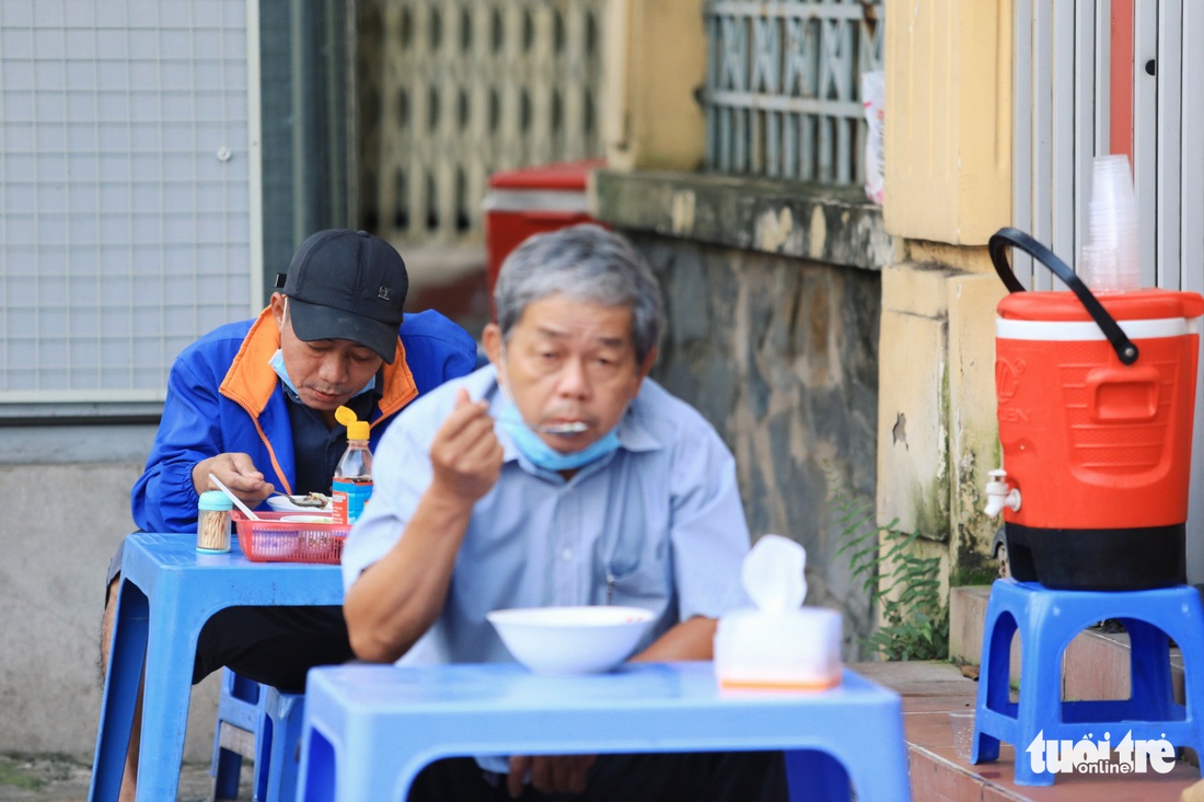 Xin chào, anh chị dùng gì? - Ảnh 7.