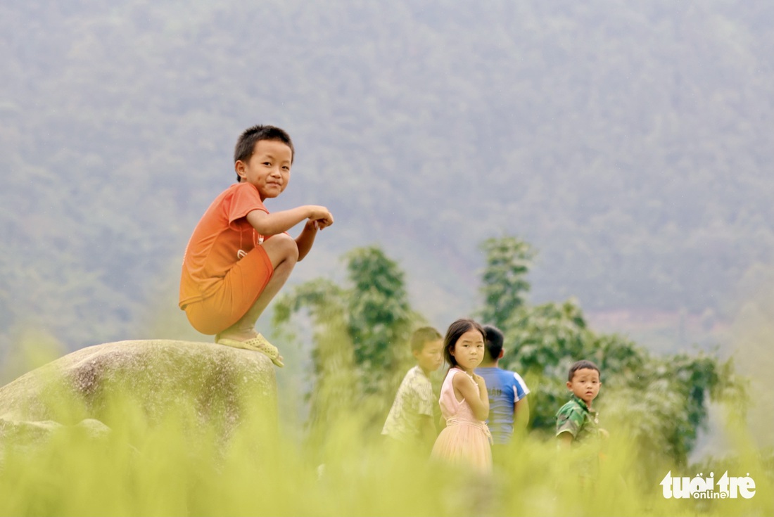 Một mình đi bụi, Chan La Cà kẹt ở Tây Bắc vì dịch COVID-19 - Ảnh 8.