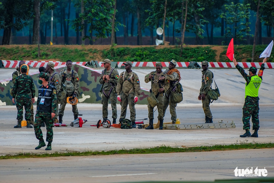 Mãn nhãn xem Xạ thủ bắn tỉa và Vùng tai nạn tại Army Games 2021 - Ảnh 7.