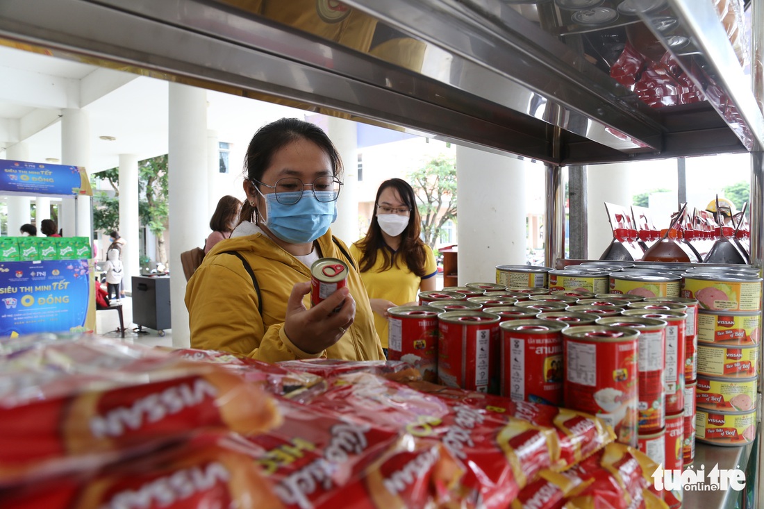 ‘Nghe tin được sắm Tết ở siêu thị 0 đồng, tui thao thức cả đêm’ - Ảnh 4.