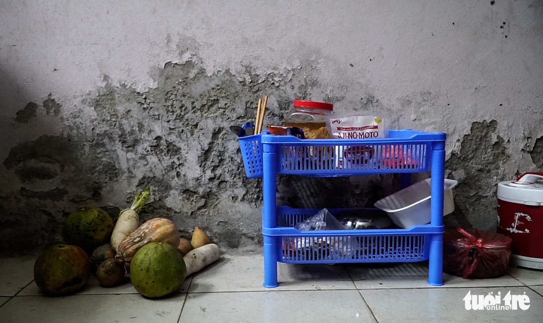 Vừa học vừa làm thêm, chàng trai Cao Lan vượt lên số phận - Ảnh 3.