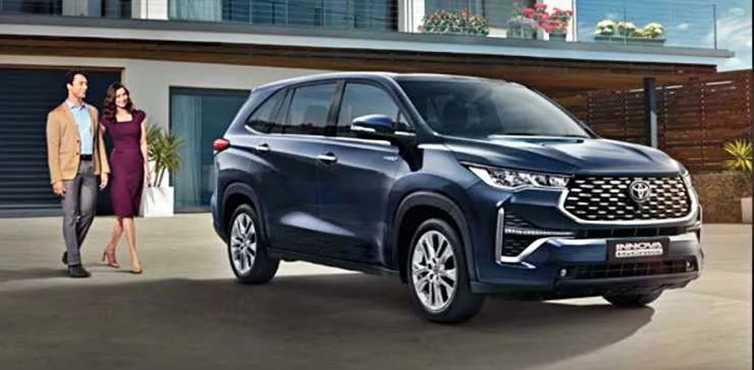 Toyota Innova HyCross - Xe ông chủ khác xa bản đang bán ở Việt Nam - Ảnh 1.