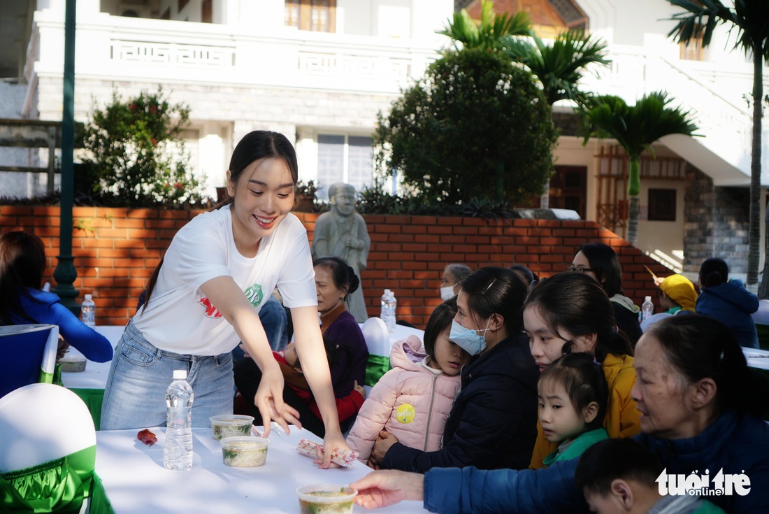 Ngày của phở: Đưa những tô phở yêu thương đến với trẻ em bại não tại Nam Định - Ảnh 7.