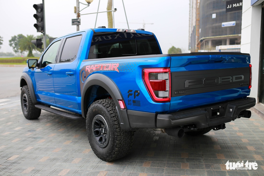 Chi tiết Ford F-150 Raptor 2022 giá hơn 5 tỷ đồng: Siêu bán tải cho dân chơi thích sang xịn - Ảnh 6.