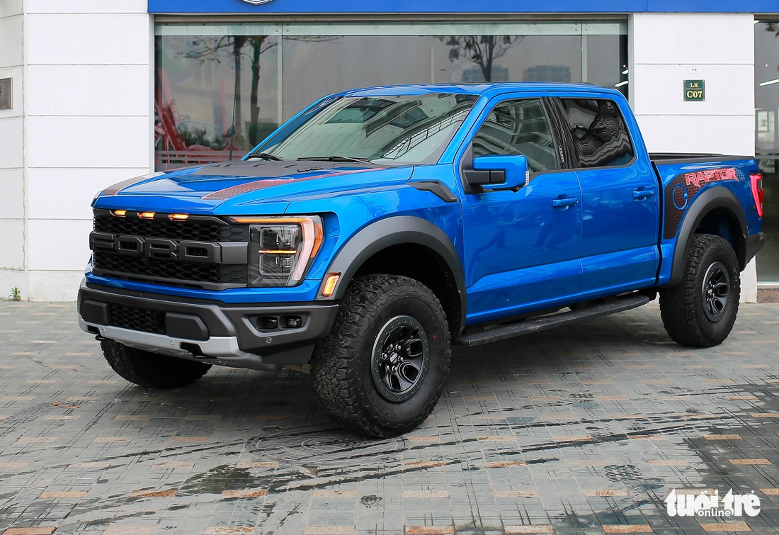 Chi tiết Ford F-150 Raptor 2022 giá hơn 5 tỷ đồng: Siêu bán tải cho dân chơi thích sang xịn - Ảnh 1.